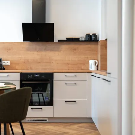 Large Family For 6 - Ac & Garage Bratislava
